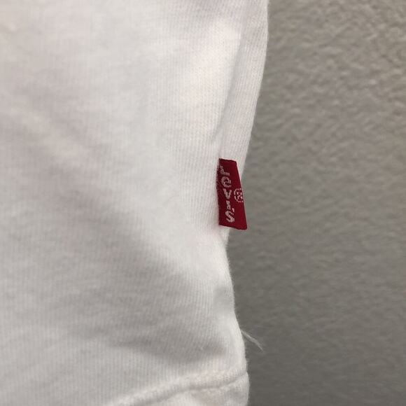 Women’s Levi’s Logo tee - Picture 6 of 7